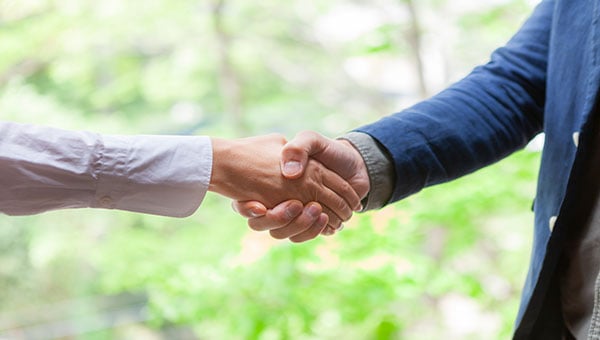 business-men-shaking-hands